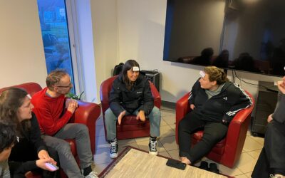 Making Friends as a Shy Volunteer Abroad: Small Moves That Actually Work