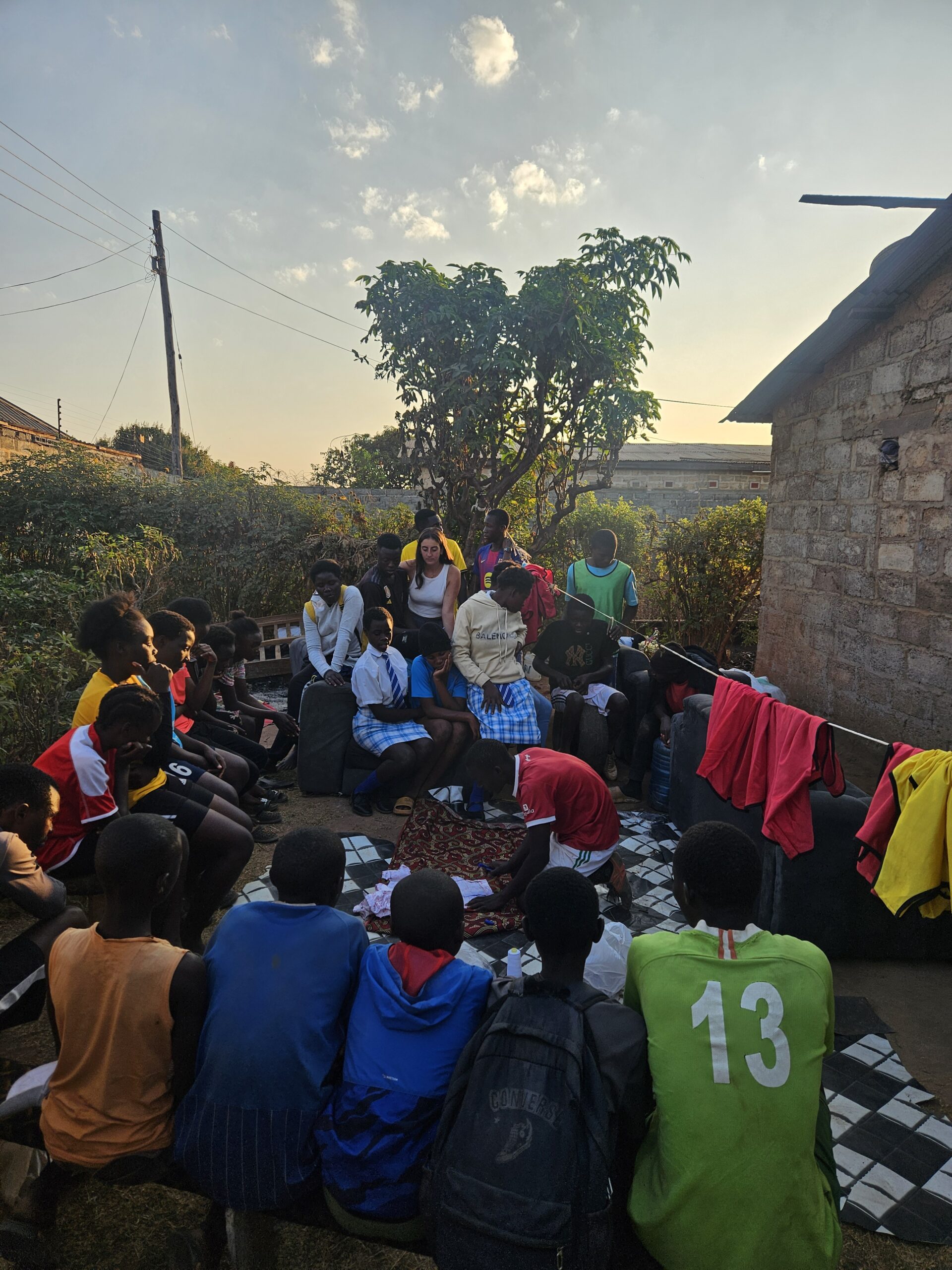 Contrasting examples of dependency and self-reliance in aid interventions. Contrasting images of food aid distribution and microfinance group meeting