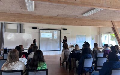 Public Speaking Skills From Volunteering Abroad: Why Real Experience Makes You Sharper